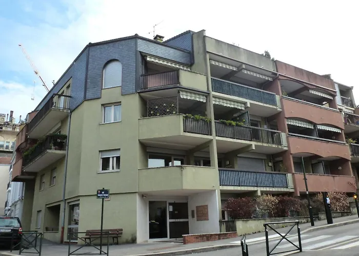Apartment Le Cocher De La Reine - Dans Quartier Agreable, Bien Equipe ! Mae-7804